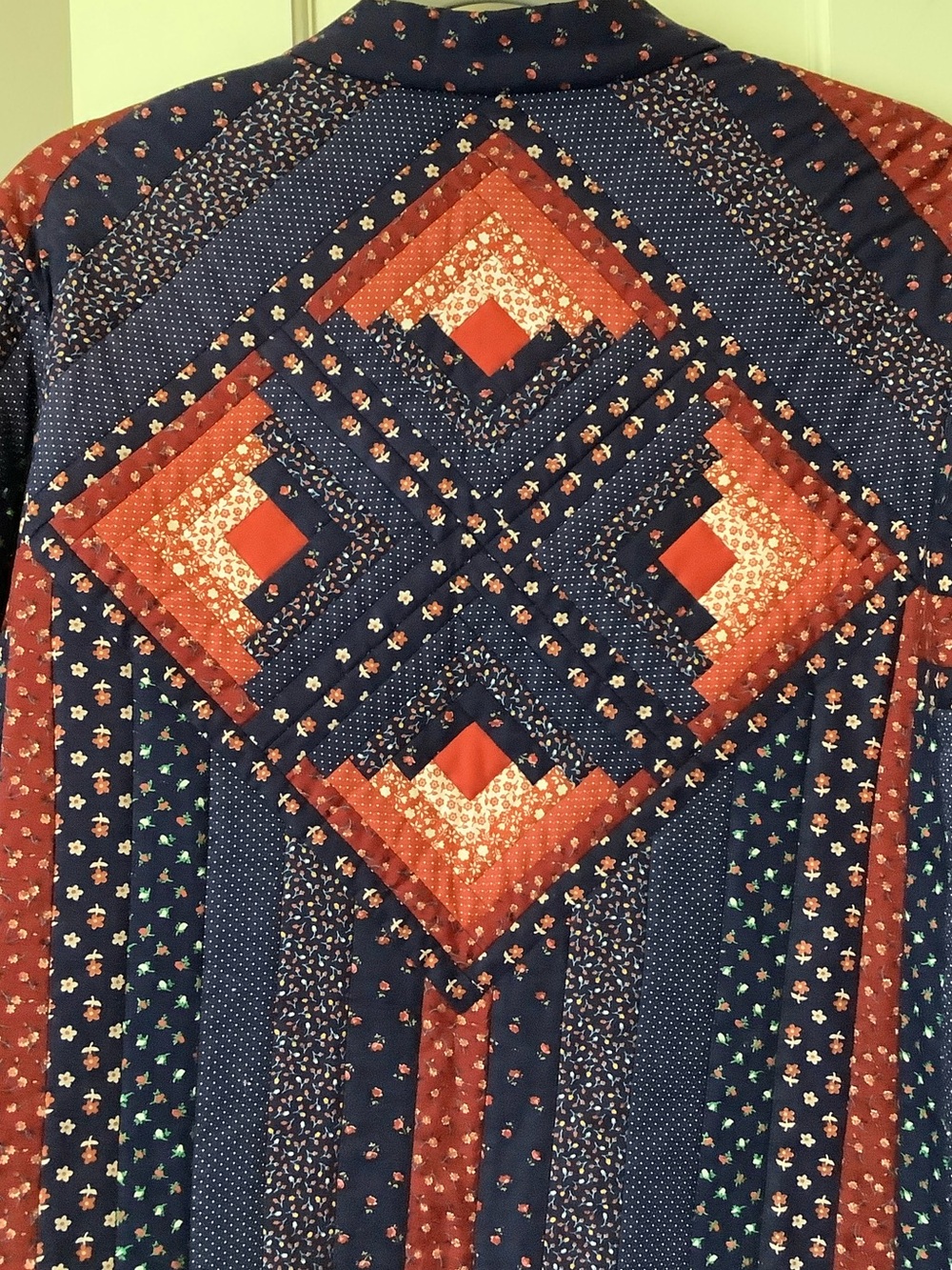 Handmade Quilted Patchwork Utility Tamarack Jacket in Navy and Red - Picture 7 of 9